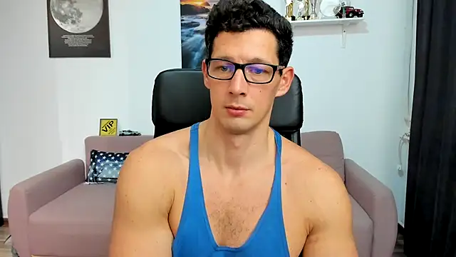 BrutusK08 live sex cam