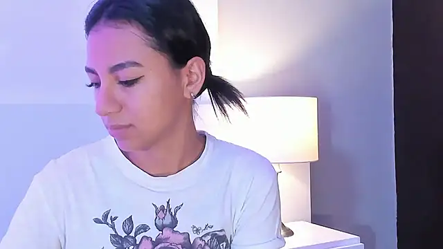 Tamaraakins live sex cam