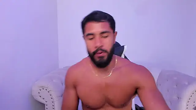 Santiago_huntt live sex cam