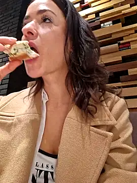 LydiaMaus96 live sex cam