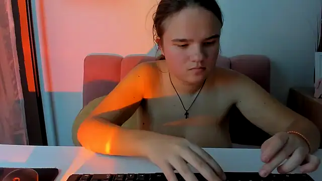 AdeleCruz live sex cam