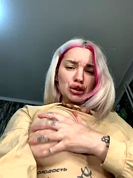 Sextazy live sex cam