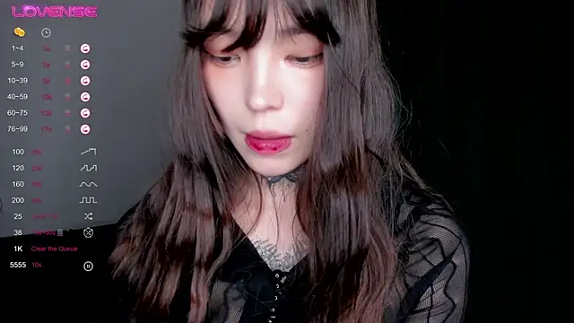 Dark_Ester live sex cam