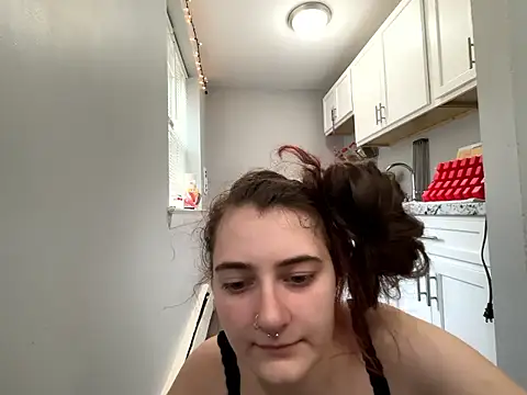 Snowbunnycake_131 live sex cam