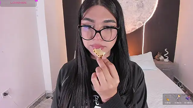 RoseCassie live sex cam