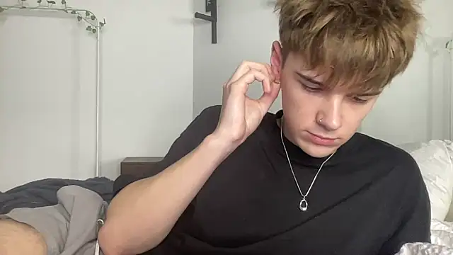 Milk_Guy live sex cam