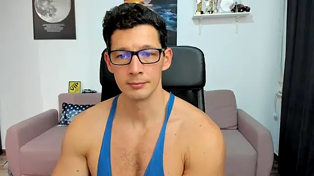 BrutusK08 live sex cam