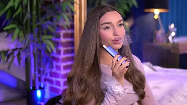 MillaSerene live sex cam