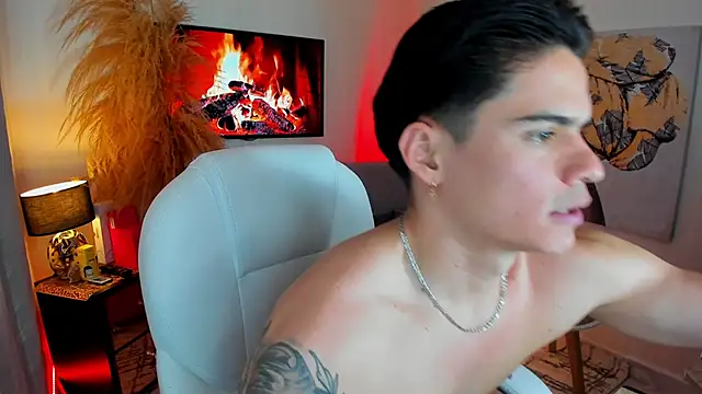 Matias_Murrier live sex cam