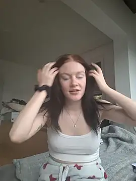 Lilly_hase live sex cam