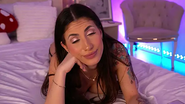 OhhAisha live sex cam