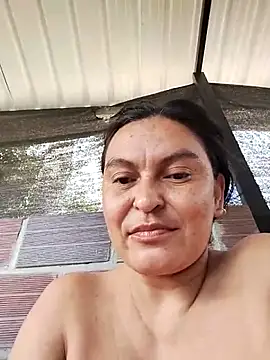 Horny-Mommy-Dirty live sex cam