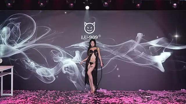 LU-909 live sex cam