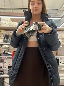 KittyQueeny live sex cam