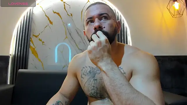 isaac_franko live sex cam
