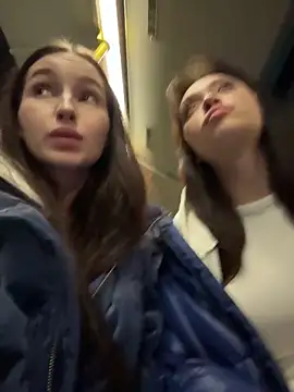 SnappyHappy live sex cam