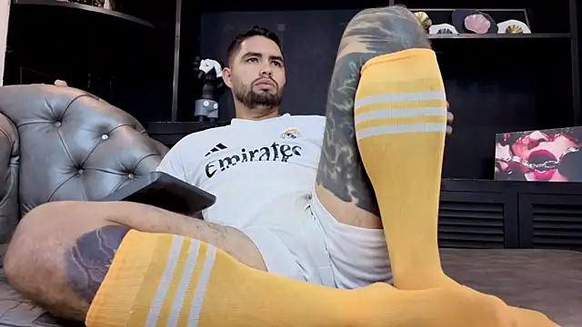 matteosantos live sex cam