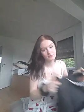 Lilly_hase live sex cam