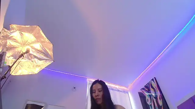 lizzy_squirt live sex cam