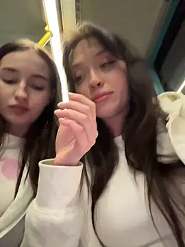 SnappyHappy live sex cam