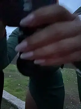 KirstieVegas live sex cam