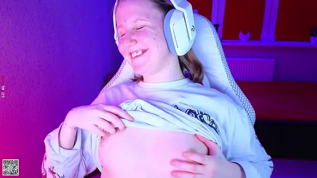 mon_lola live sex cam