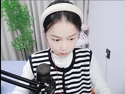 mili0923 live sex cam