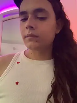 La-Gatiita-trans live sex cam