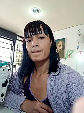 PaulinaLondra2 live sex cam
