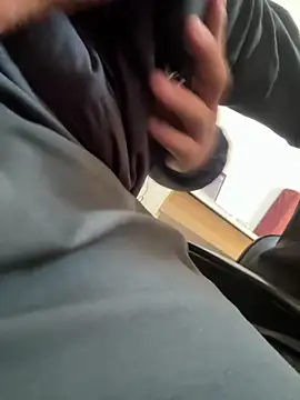 Emily-7_ live sex cam