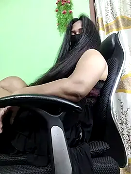 Idhika-Paul live sex cam