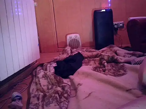 Lia_Y_PatrickX live sex cam