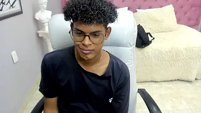 boylittle19cm live sex cam