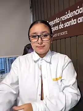 Cute_Penelope live sex cam