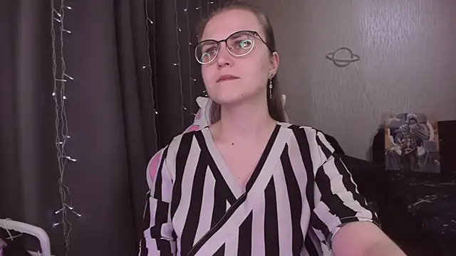 MissBrightShine live sex cam