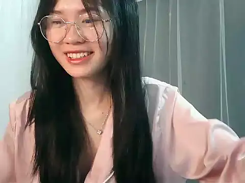 Nunaa18 live sex cam