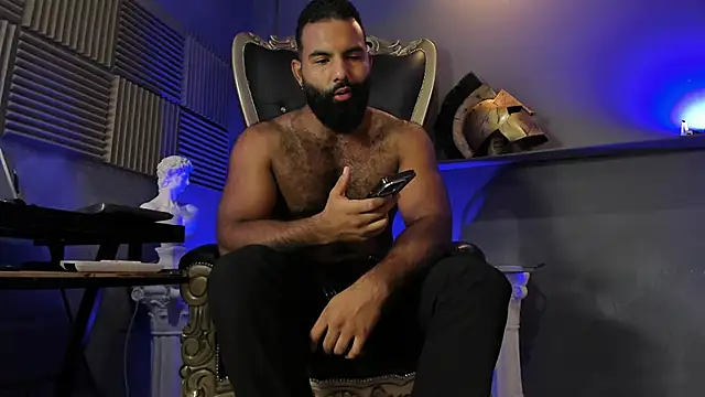 BeardAndrew live sex cam