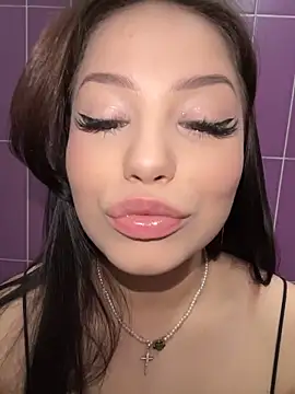 Chloe__Moon live sex cam