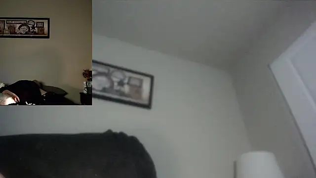 Snarfle82 live sex cam