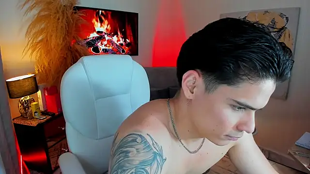 Matias_Murrier live sex cam