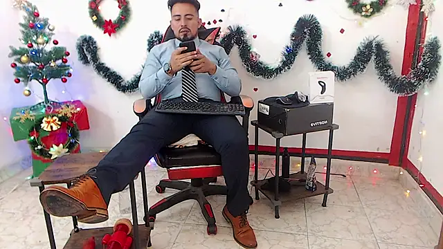 KalethBigDick live sex cam