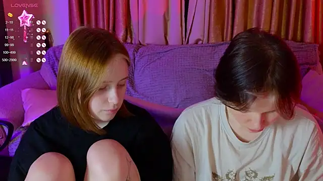 Girls_Fingers live sex cam