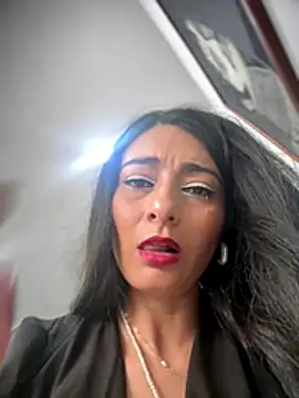 _Bella-Office1 live sex cam