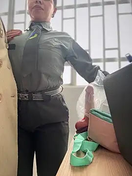 Ariana-07 live sex cam