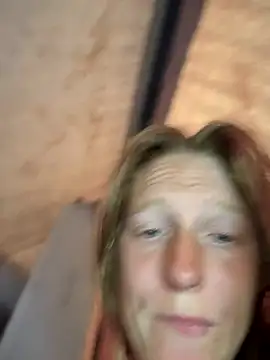 GoldenFlameGoddess live sex cam