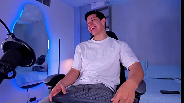 MarcoSullivan live sex cam