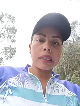 _andrea30 live sex cam