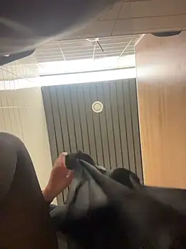 Tisha_Busty live sex cam