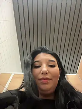 Tisha_Busty live sex cam