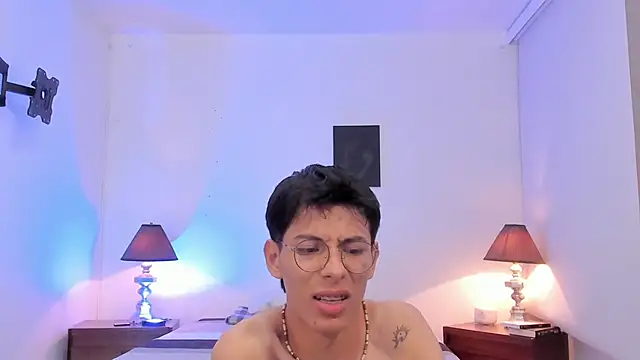 alexandersawyer live sex cam